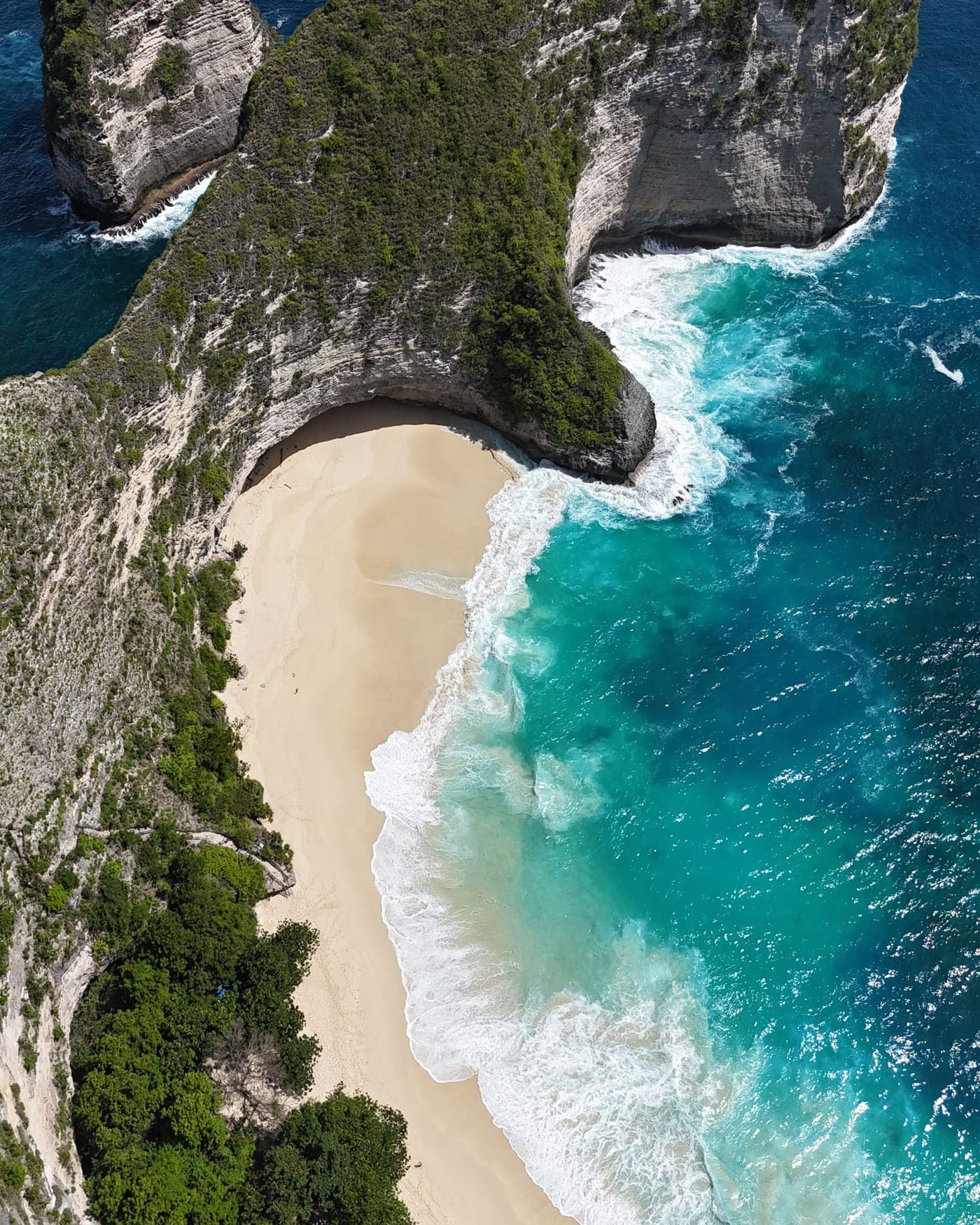 The headland and beach at Kelingking, Nusa Penida